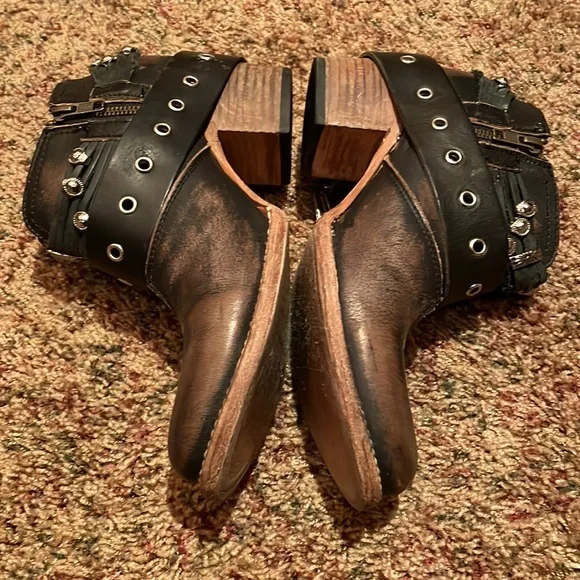 Freebird saloon - Picture 2 of 13